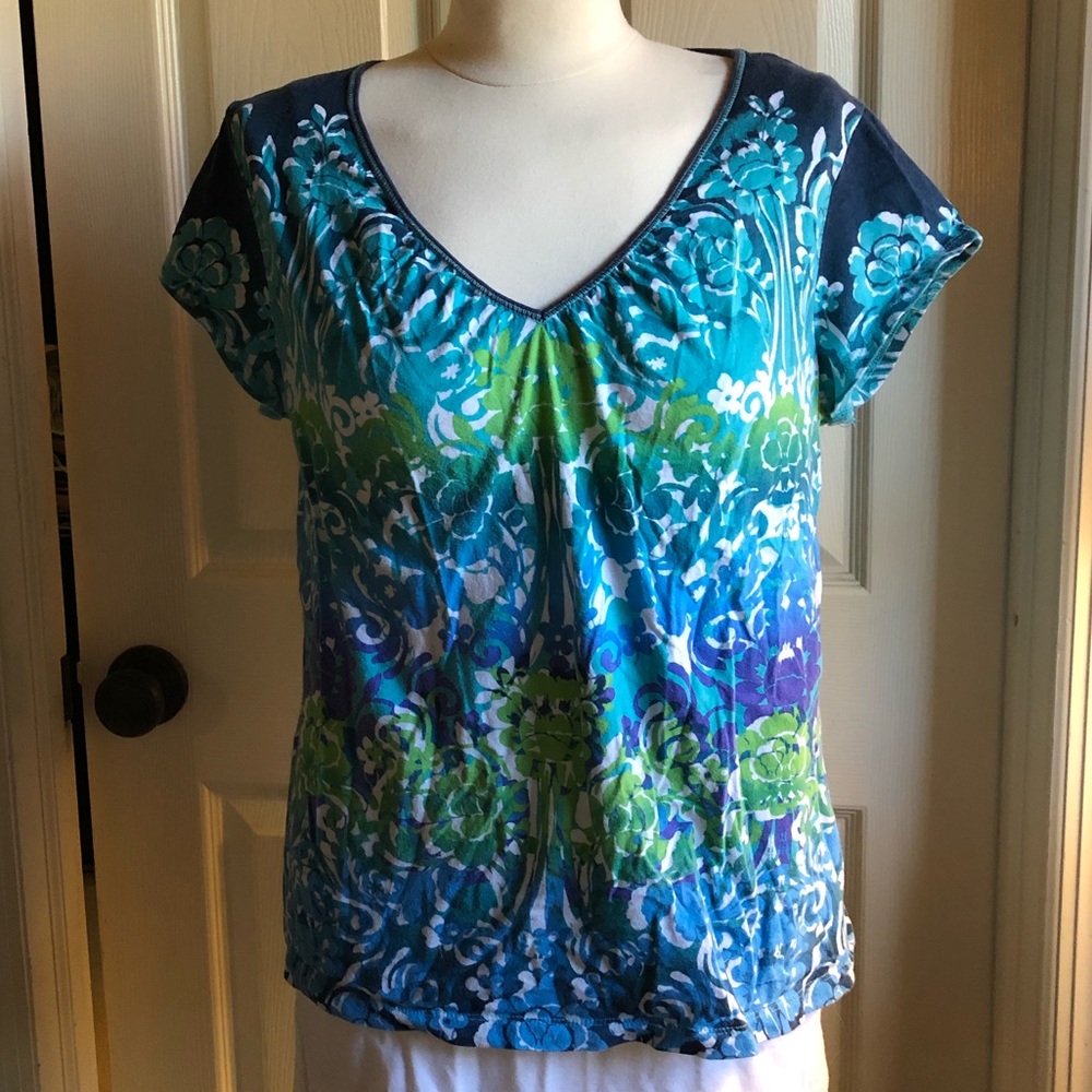 Liz&co. V-Neck shirt